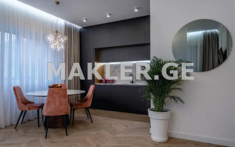  Сдаётся 4 комнатная  Квартира в Сабуртало  на пр. Ал. Казбеги 