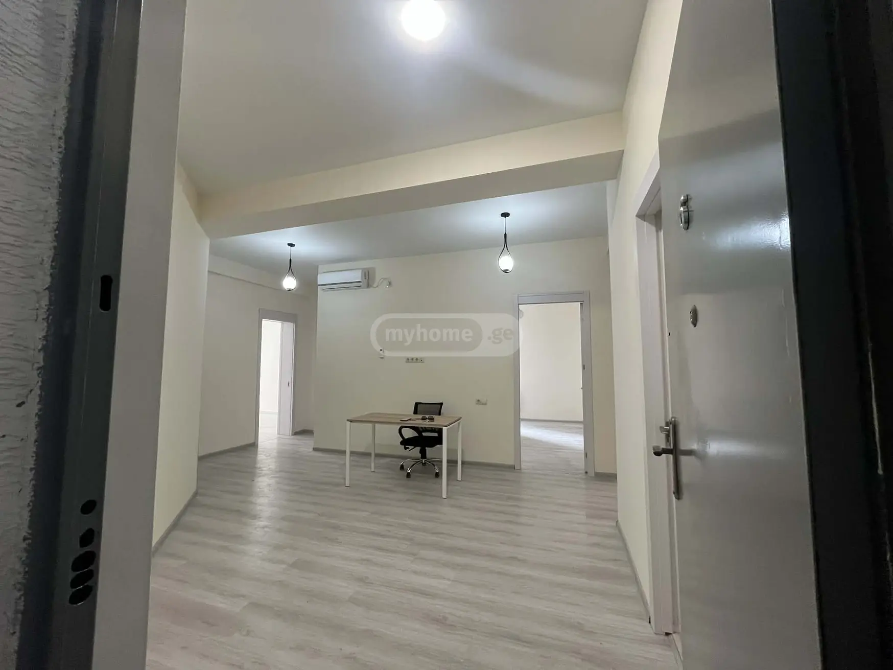  Kiralık 85 m²  Büro & Ofis in Saburtalo dist.  in Mirotadze st. 