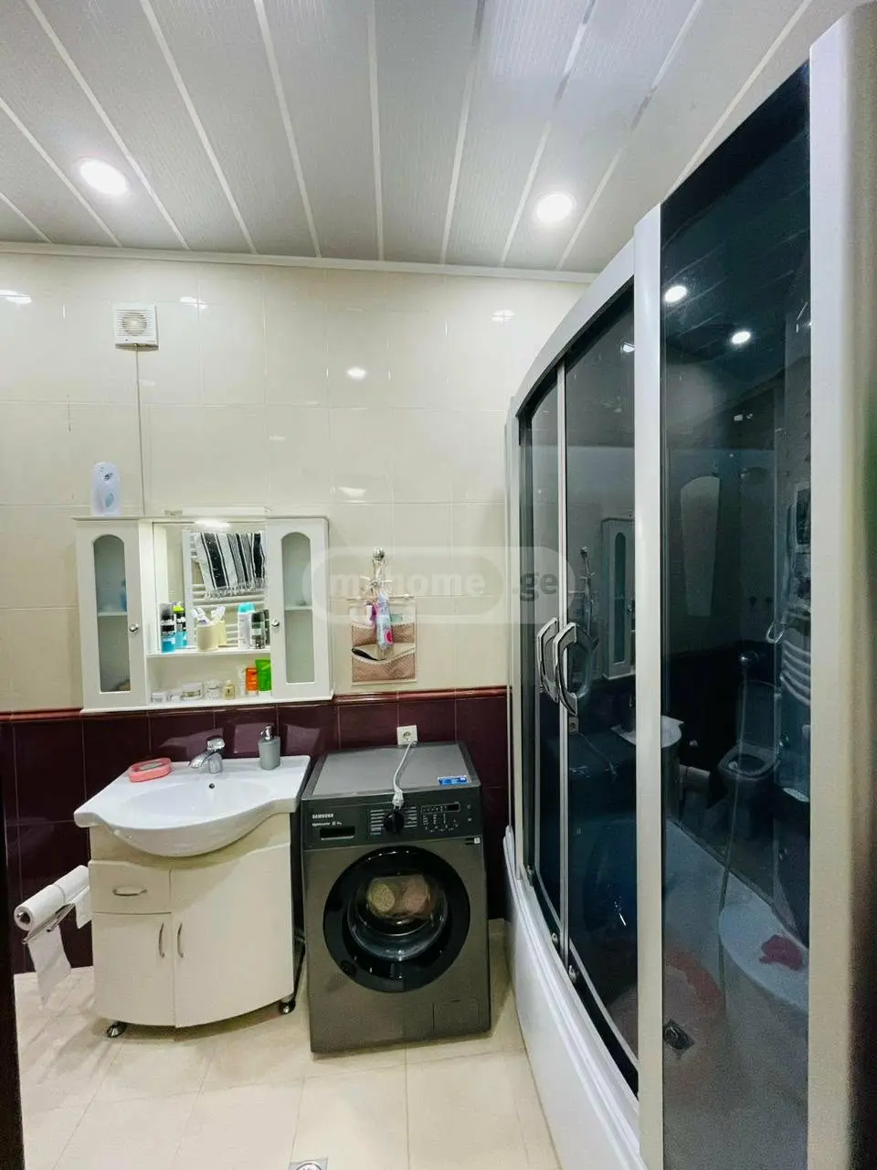  For Rent 3 room  Apartment in Saburtalo dist.  in O. Lortkipanodze st. 