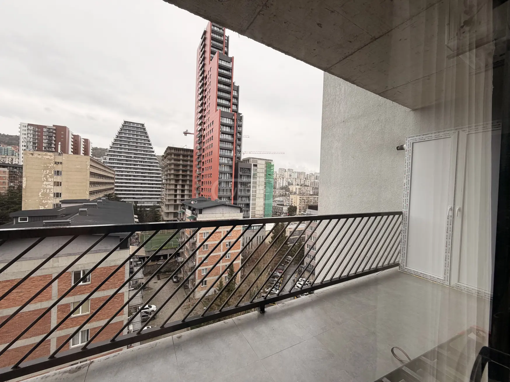  Сдаётся 3 комнатная  Квартира в Сабуртало  Анджафаридзе З. II. 