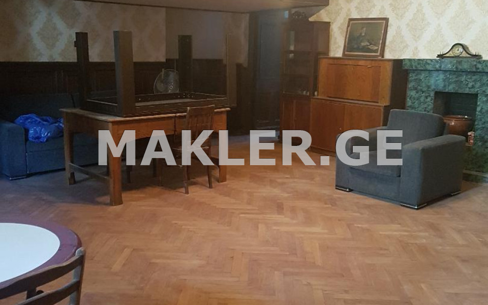  Satılık 5   Daire in Sololaki dist. (Old Tbilisi)  in Lermontovi st. 