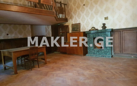  Satılık 5   Daire in Sololaki dist. (Old Tbilisi)  in Lermontovi st. 