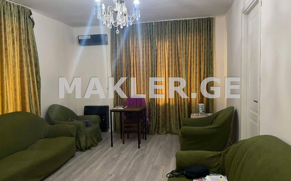  იყიდება 3 ოთახიანი  ბინა კრწანისში  კრწანისის ქუჩაზე 