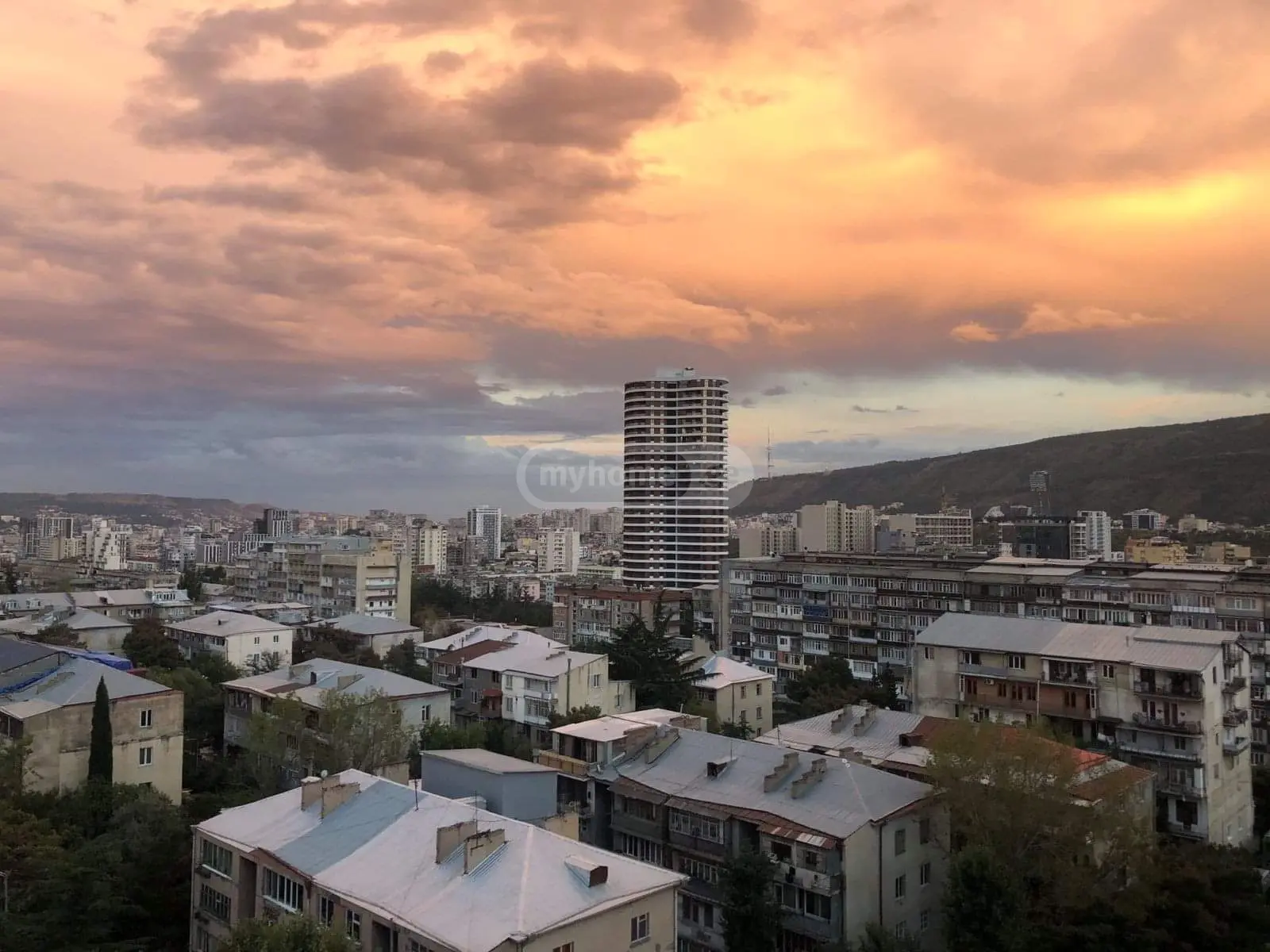  For Rent 3 room  Apartment in Saburtalo dist.  in Nutsubidze st. 