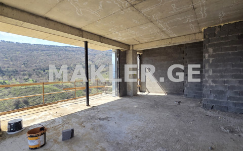  იყიდება მშენებარე ბინა ვაკეში  გიორგი დანელიას ქუჩაზე 