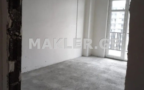  იყიდება 4 ოთახიანი  ბინა ისანში  ნავთლუღის ქუჩაზე 