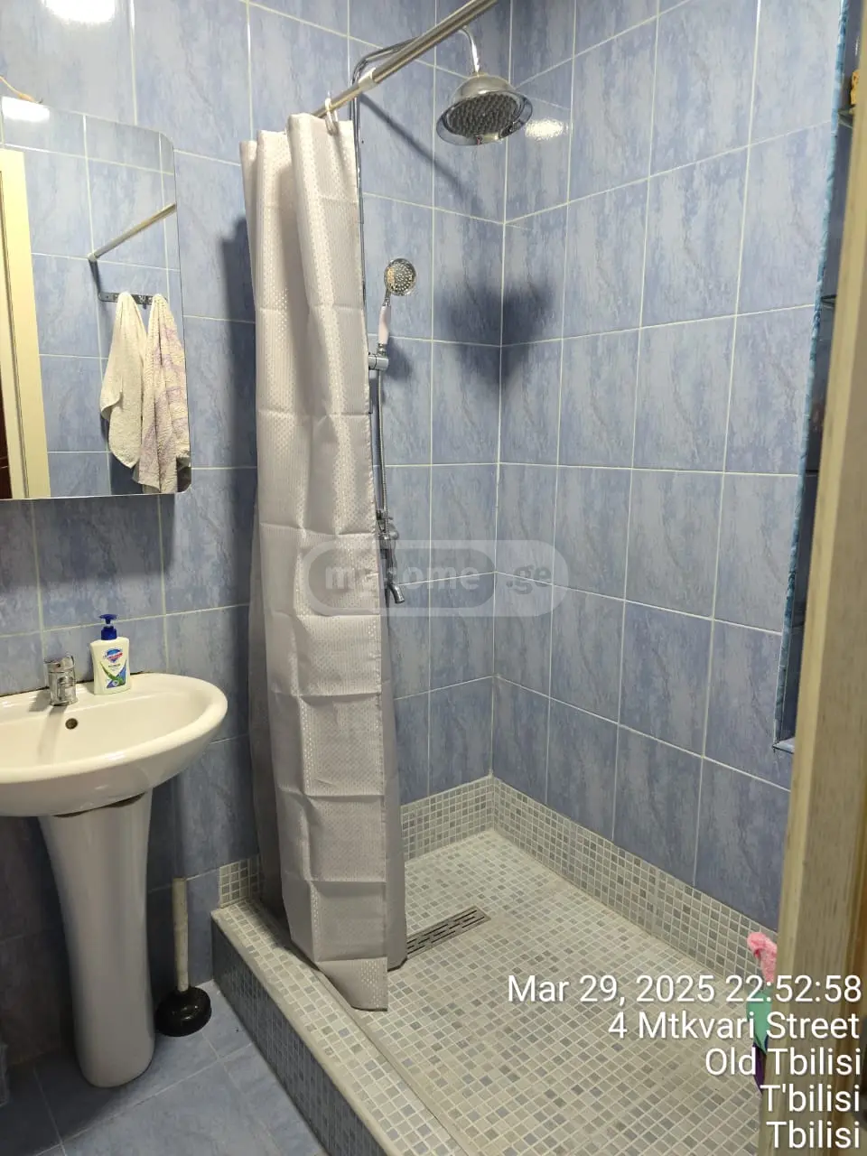  Satılık 4   Daire in Mtatsminda dist. (Old Tbilisi)  in Mtkvari st. 