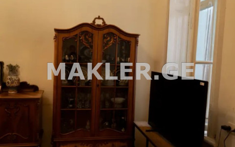  Satılık 3   Daire in Mtatsminda dist. (Old Tbilisi)  in Mtkvari st. 