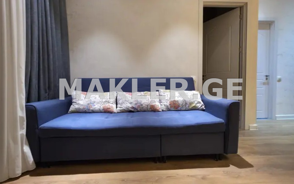  Продается 2 комнатная  Квартира в Ваке  На Ул. Паата Датуашвили 