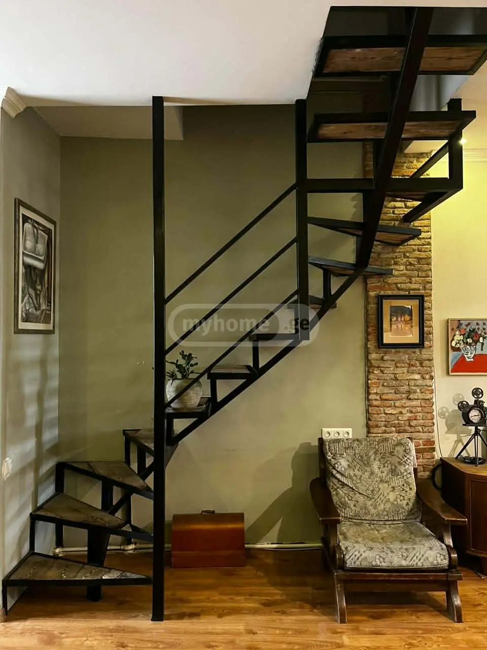  Satılık 5   Daire in Mtatsminda dist. (Old Tbilisi)  in Mtkvari st. 