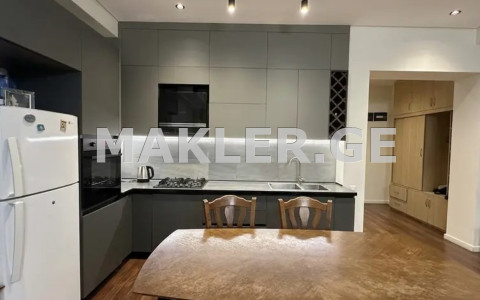  Продается 3 комнатная  Квартира в Сабуртало  на ул. С.Чиковани 