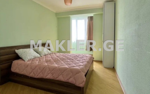  იყიდება 2 ოთახიანი  ბინა ნუცუბიძის პლატოზე  ბ.ჟღენტის ქუჩაზე 