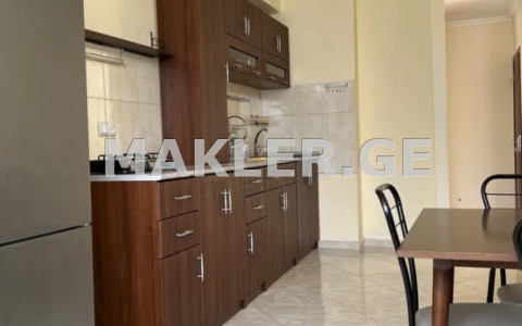  იყიდება 2 ოთახიანი  ბინა ნუცუბიძის პლატოზე  ბ.ჟღენტის ქუჩაზე 