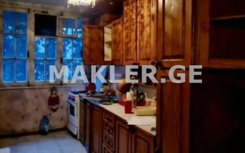  იყიდება 3 ოთახიანი  ბინა საბურთალოზე  ვაჟა-ფშაველას გამზირზე 