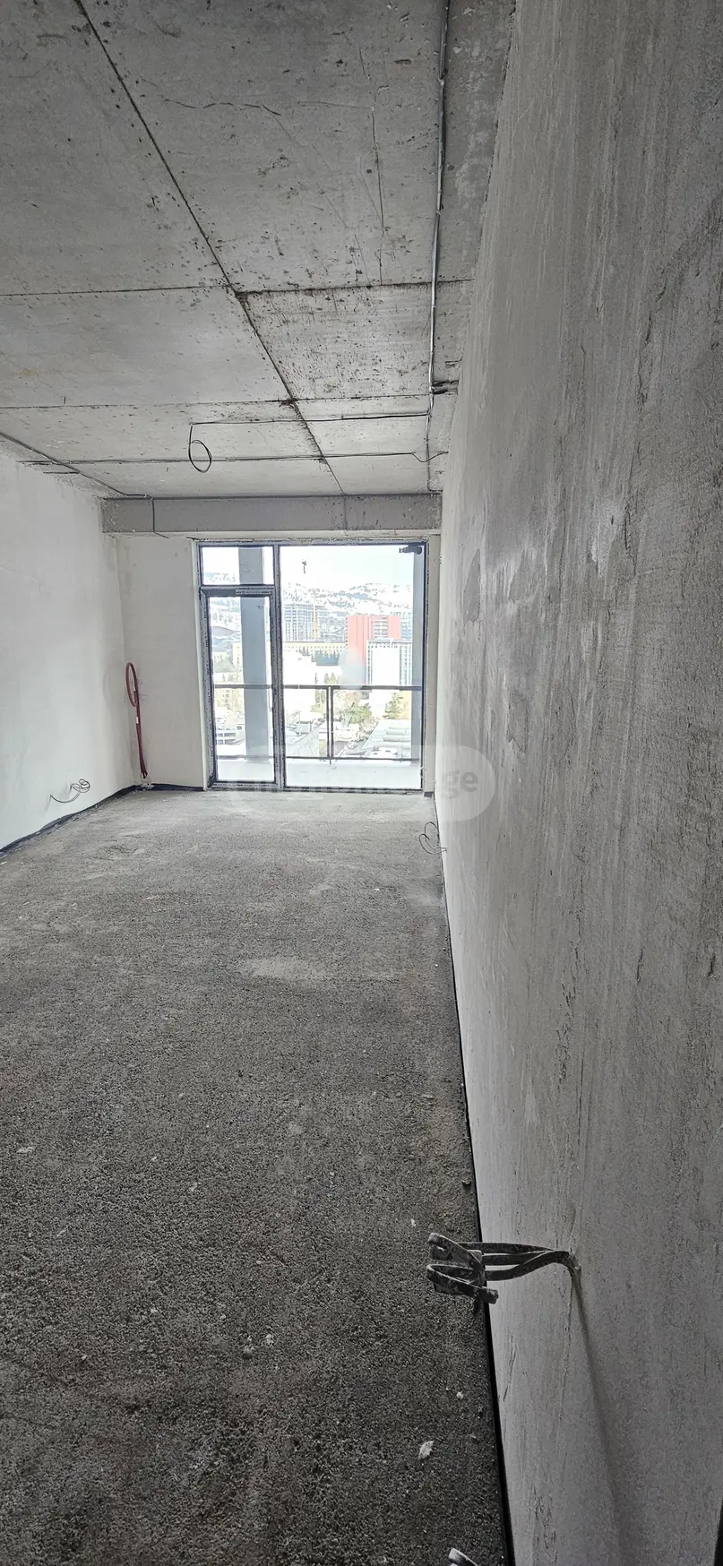  Продается 3 комнатная  Квартира в Сабуртало  на ул. Ана Политковская 