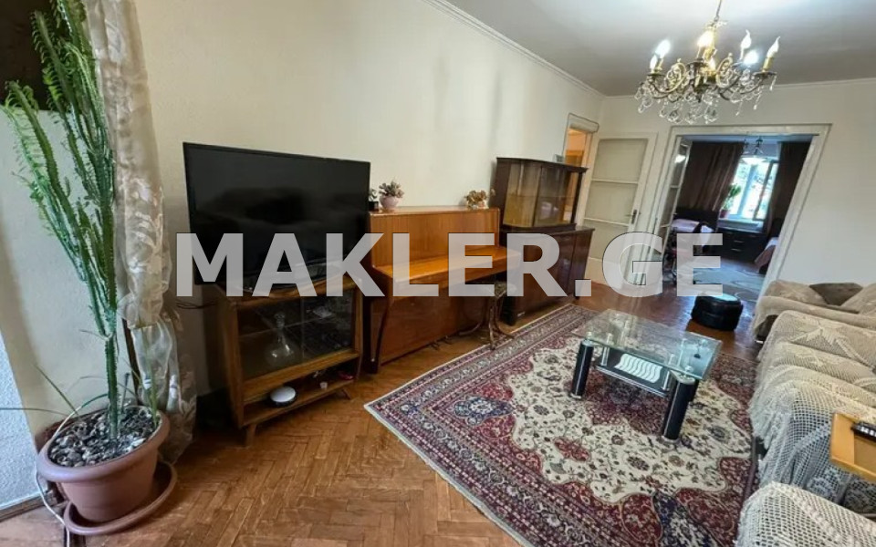  For Sale 3 room  Apartment in Saburtalo dist.  in Vazha-pshavela avenue 