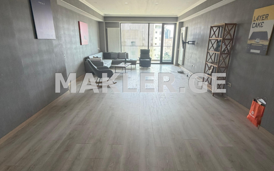  Сдаётся 4 комнатная  Квартира в Ваке  в пов. Церетели 