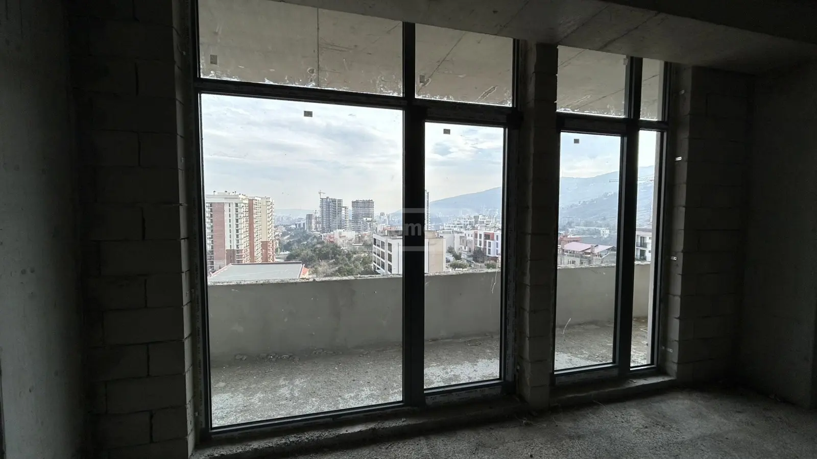  Satılık 2   Daire in Saburtalo dist.  in Ana Politkovskaya st. 