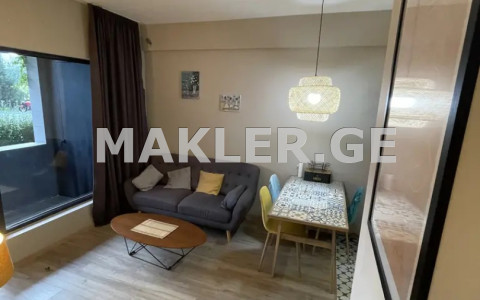  ქირავდება 2 ოთახიანი  ბინა საბურთალოზე  უნივერსიტეტის ქუჩაზე 