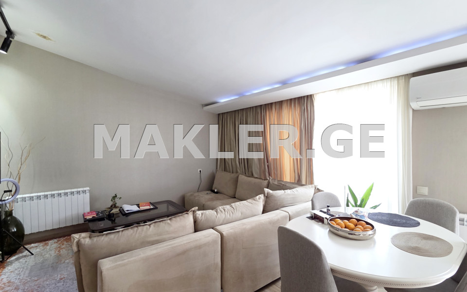  Satılık 3   Daire in Saburtalo dist.  