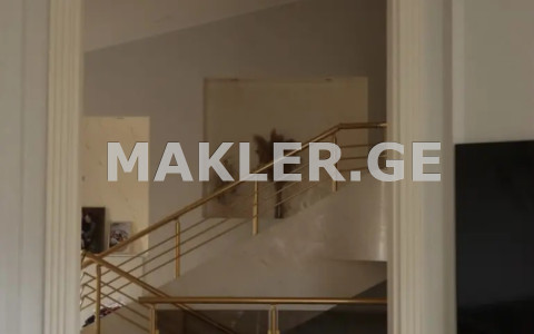  Kiralık 5   Daire in Vake dist.  in N. Ramishvili st. 