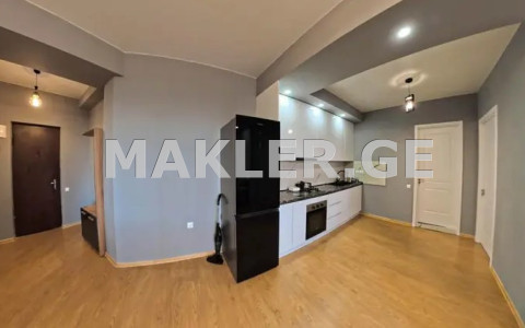  Продается 2 комнатная  Квартира в Ваке  на ул. А.Размадзе 