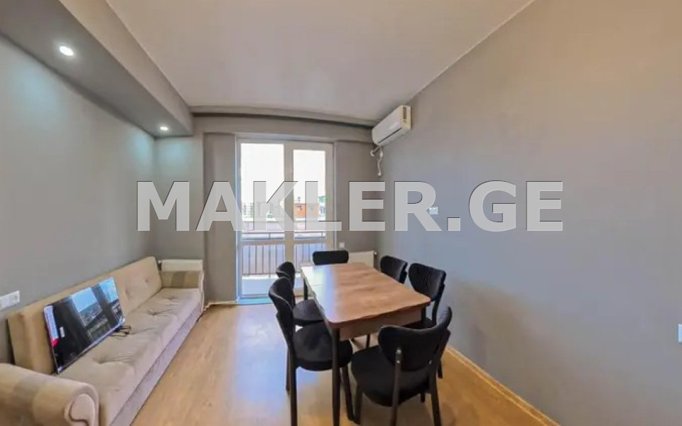  Продается 2 комнатная  Квартира в Ваке  на ул. А.Размадзе 