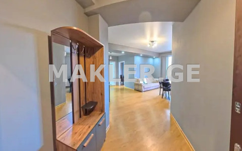  Продается 2 комнатная  Квартира в Ваке  на ул. А.Размадзе 