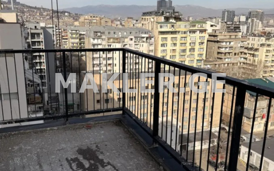  იყიდება 3 ოთახიანი  ბინა საბურთალოზე  სულხან ცინცაძის ქუჩაზე 