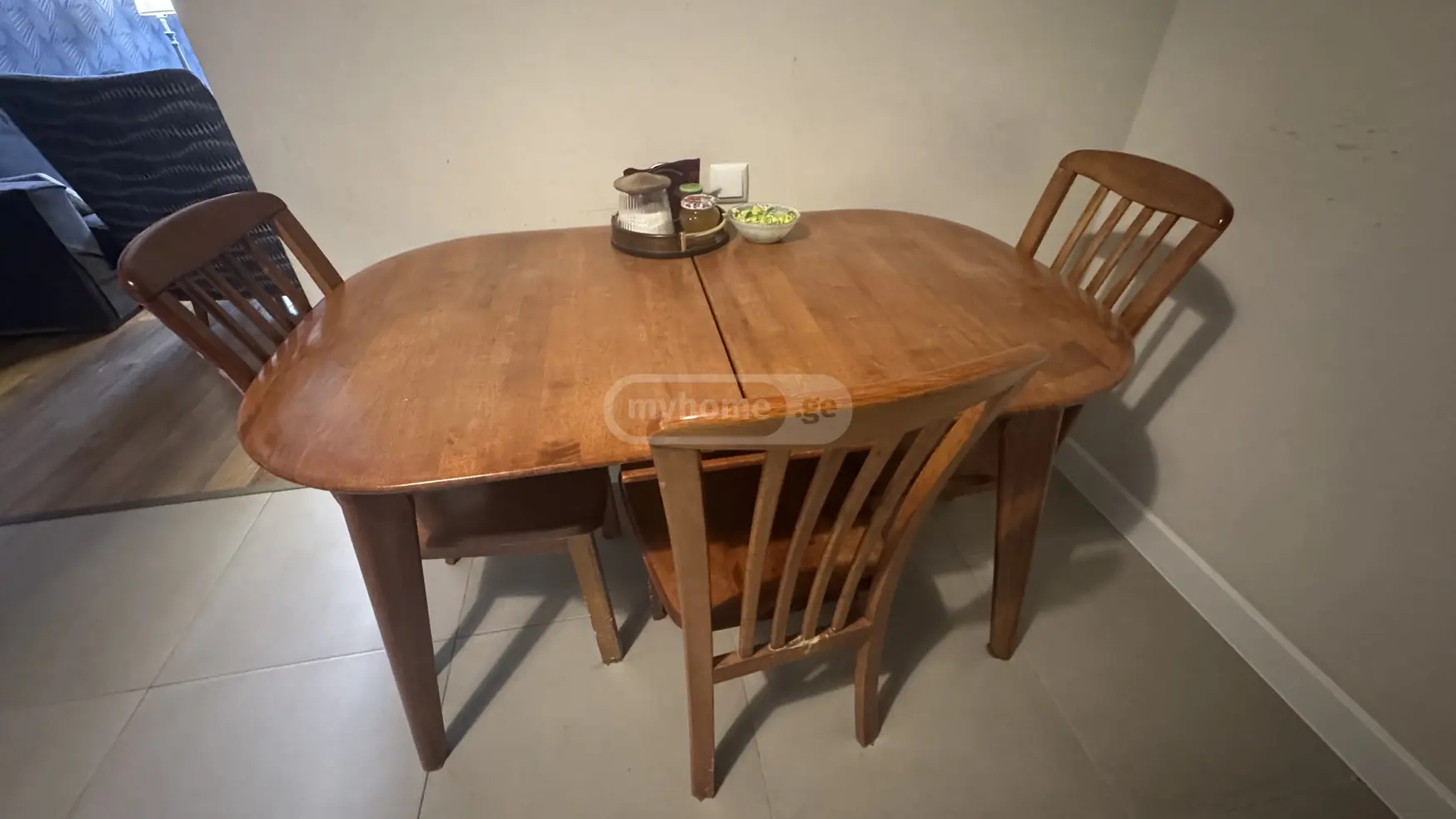  ქირავდება 4 ოთახიანი  ბინა საბურთალოზე  კ. ქუთათელაძის ქუჩაზე 