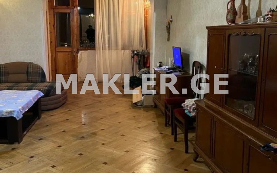  For Sale 4 room  Apartment in Saburtalo dist.  in Nutsubidze st. 