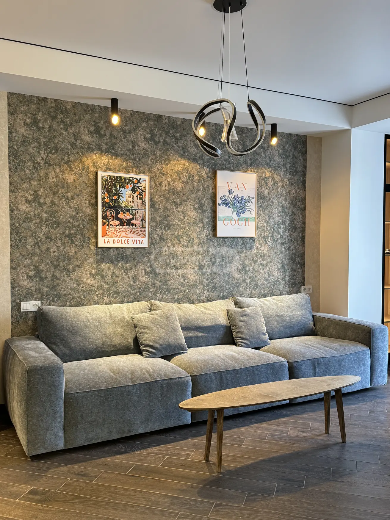  Сдаётся 2 комнатная  Квартира в Сабуртало  на ул. Ана Политковская 