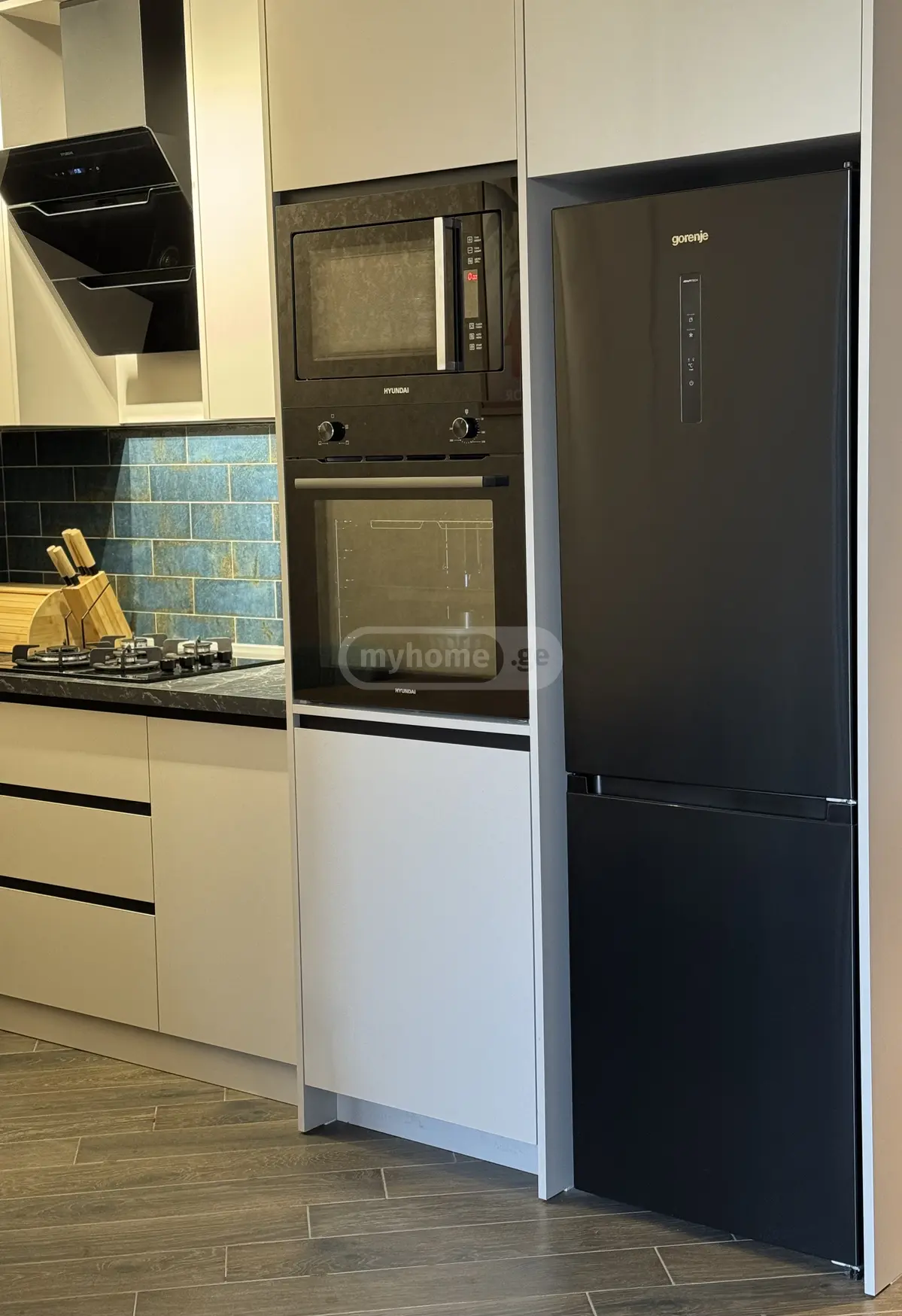  Сдаётся 2 комнатная  Квартира в Сабуртало  на ул. Ана Политковская 