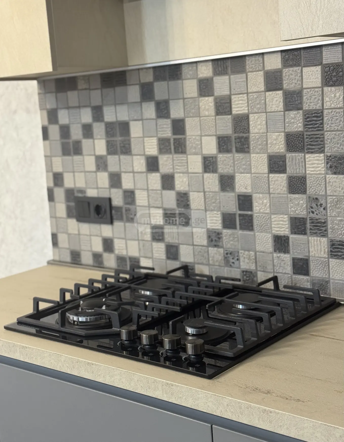  Kiralık 3   Daire in Saburtalo dist.  in Ana Politkovskaya st. 