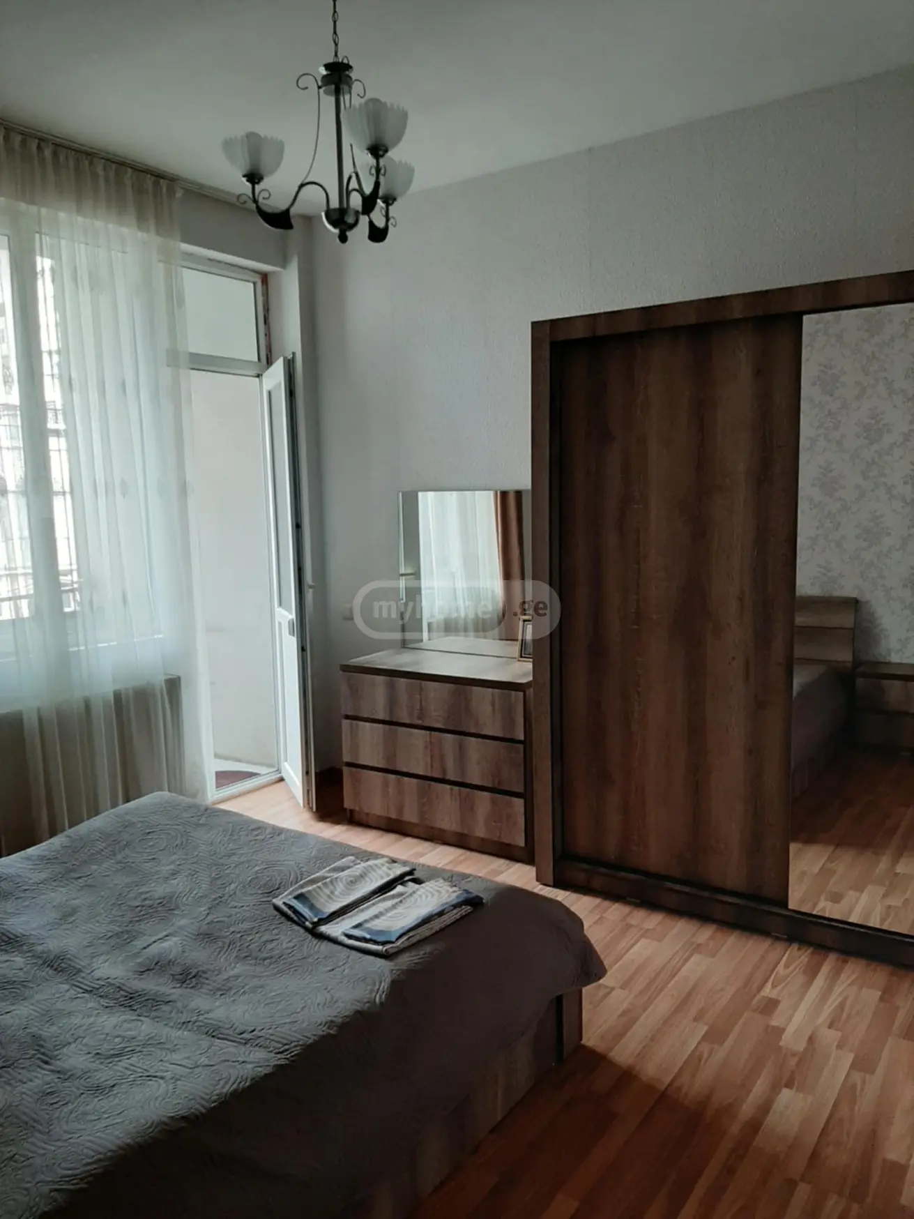  Сдаётся 3 комнатная  Квартира в Сабуртало