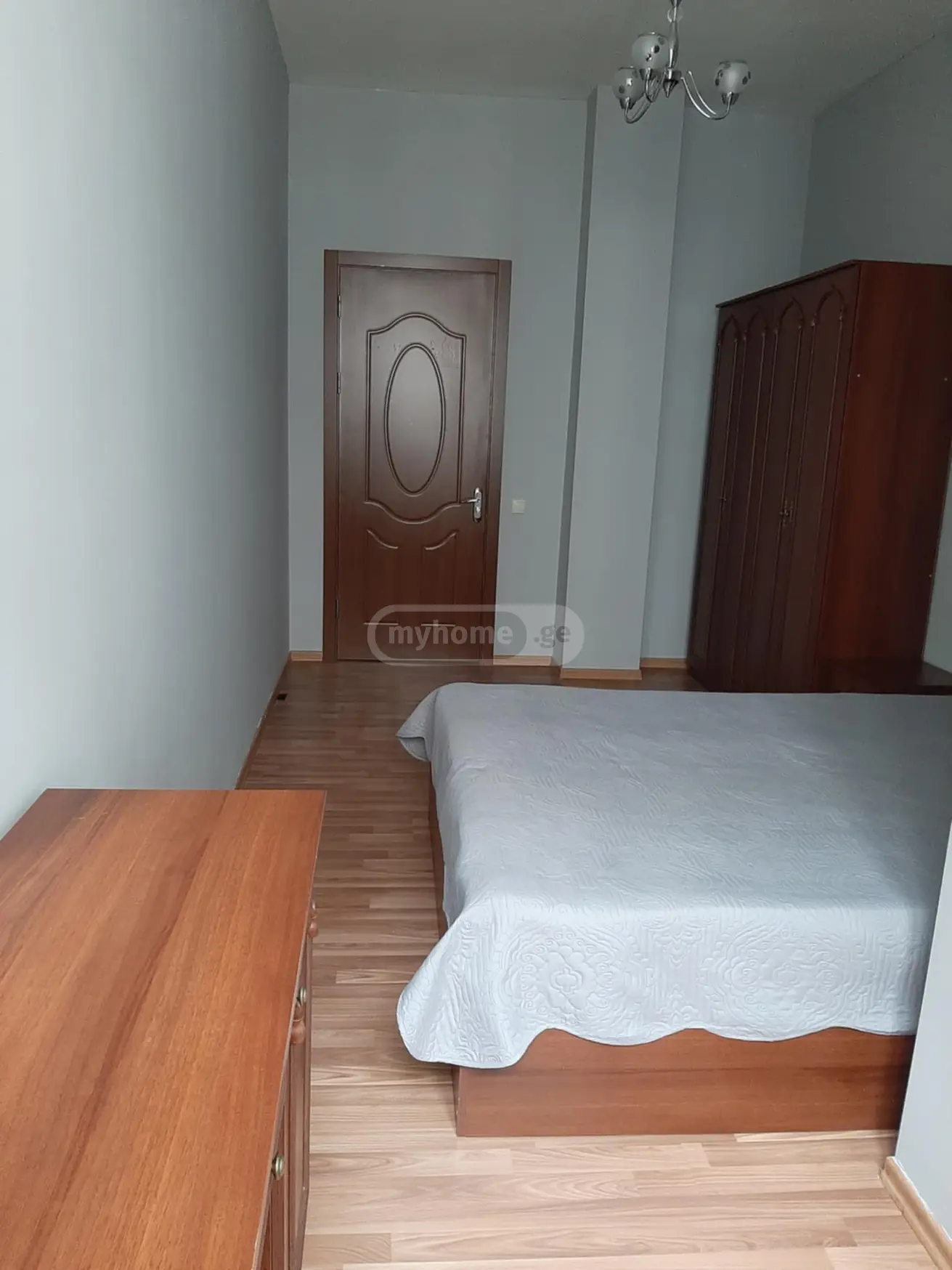  Сдаётся 3 комнатная  Квартира в Сабуртало