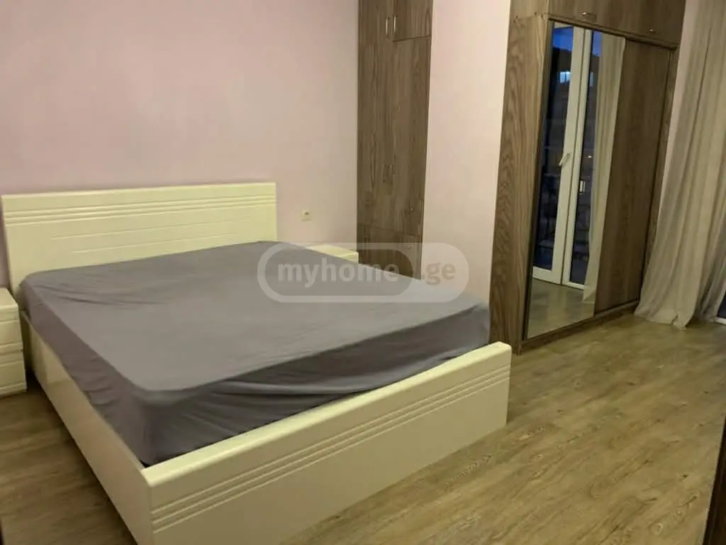  For Rent 3 room  Apartment in Saburtalo dist.  in Nutsubidze st. 