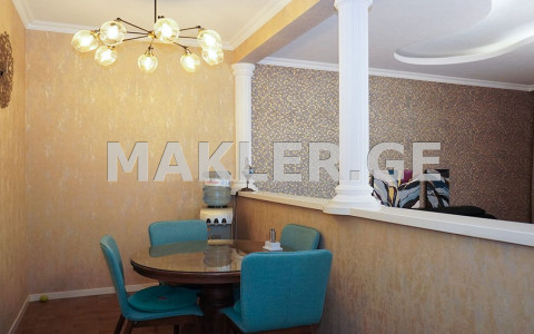  ქირავდება 3 ოთახიანი  ბინა ვაკეში  ყიფშიძის ქუჩაზე 