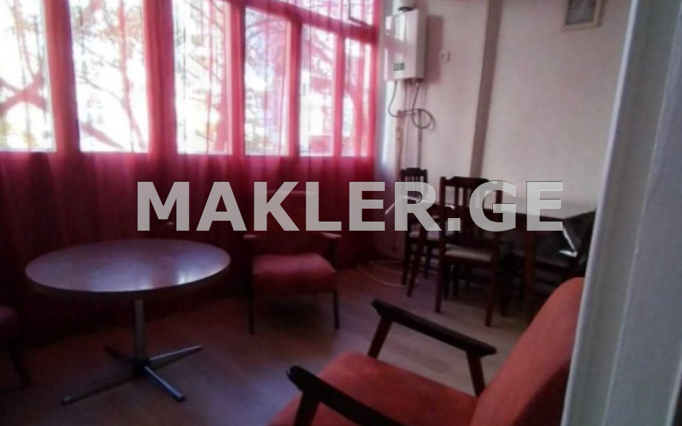  For Sale 3 room  Apartment in Saburtalo dist.  in Tamarashvili st. 