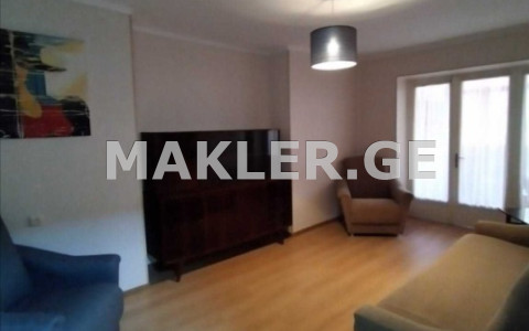  For Sale 3 room  Apartment in Saburtalo dist.  in Tamarashvili st. 