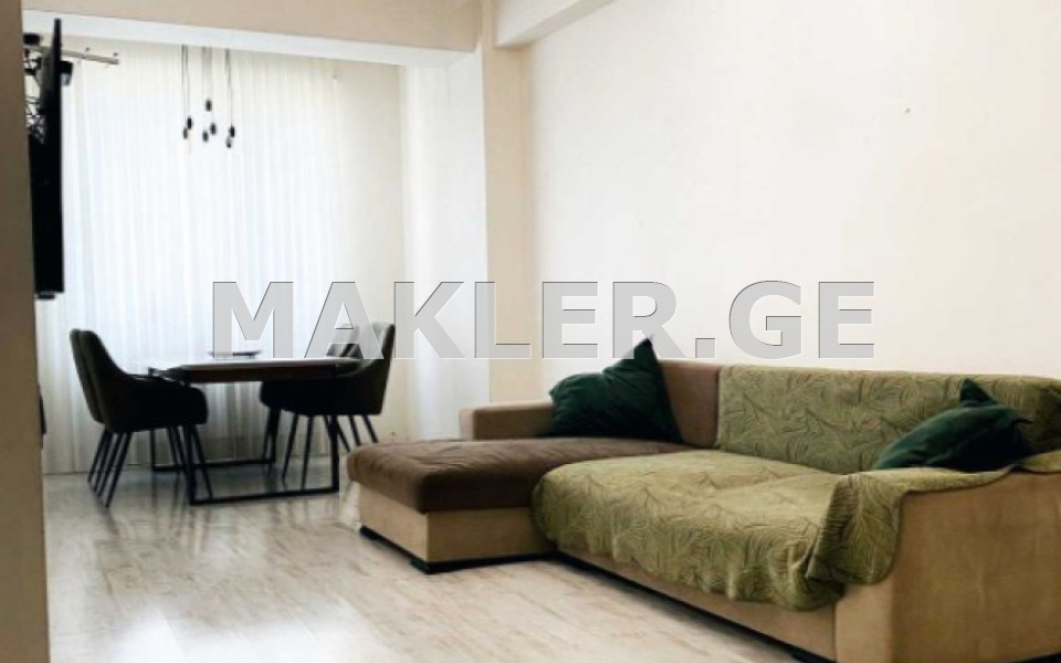  Продается 3 комнатная  Квартира в Сабуртало  на пр. Важа-Пшавела 