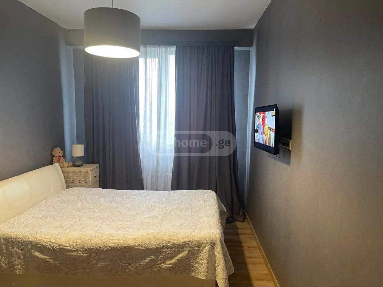  Продается 2 комнатная  Квартира в Исани  на ул. Ричарда Холбрука 