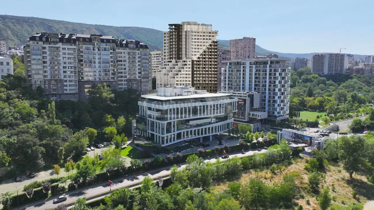  იყიდება მშენებარე ბინა ვაკეში  ი. ჭავჭავაძის გამზ. 