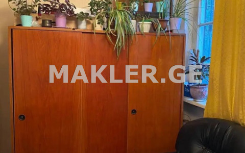  Продается 3 комнатная  Квартира в Сабуртало  на ул. О. Чиладзе 