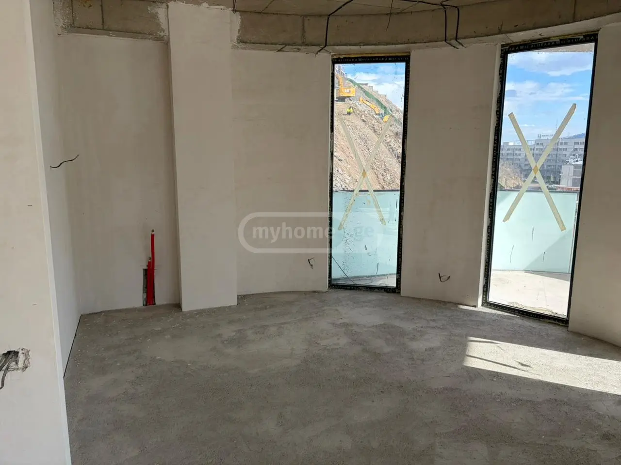  იყიდება 3 ოთახიანი  ბინა ვაკეში  გიორგი დანელიას ქუჩაზე 