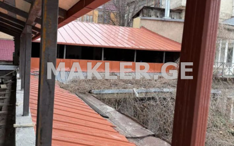  იყიდება 5 ოთახიანი  ბინა მთაწმინდაზე (ძველ თბილისში)  რუსთაველის გამზირზე 