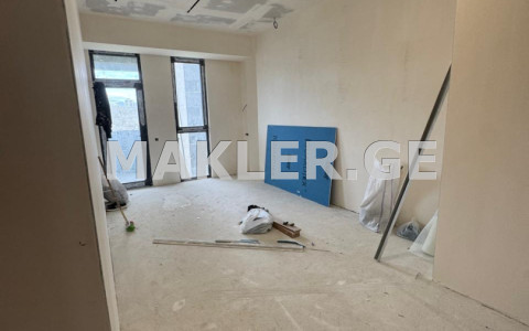  იყიდება 4 ოთახიანი  ბინა ვაკეში  ყიფშიძის ქუჩაზე 