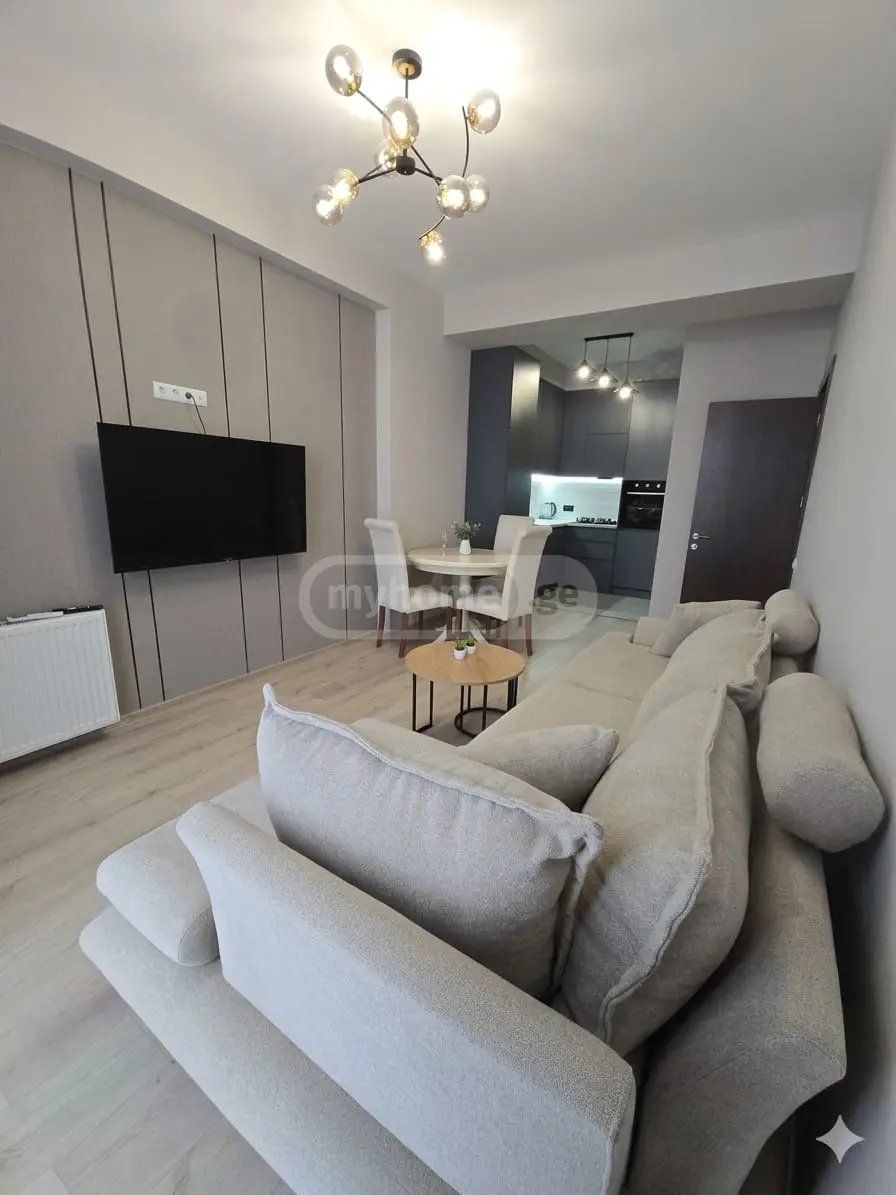  ქირავდება 2 ოთახიანი  ბინა საბურთალოზე  პეკინის გამზირზე 