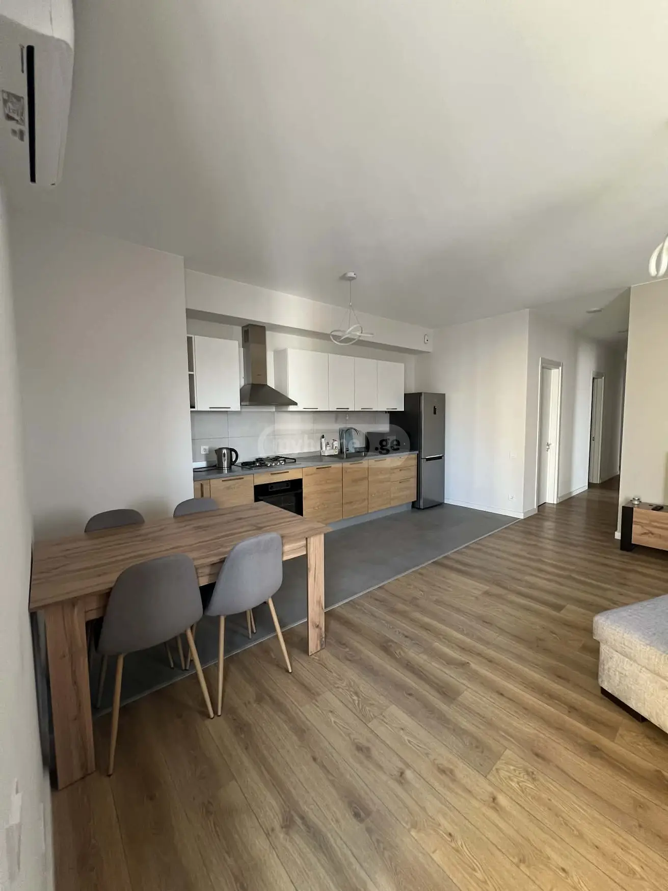  For Rent 3 room  Apartment in Saburtalo dist.  in Gelovani avenue 