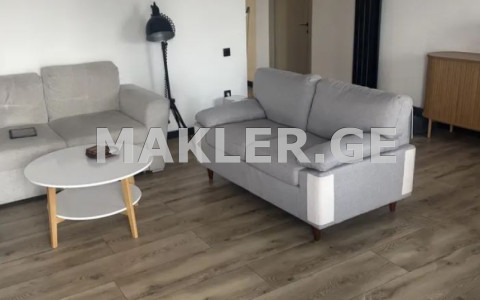  იყიდება 5 ოთახიანი  ბინა ორთაჭალაში  ორთაჭალის ქუჩაზე 